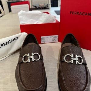 Salvatore Ferragamo Men’s Rolo 17 Size 9 2E